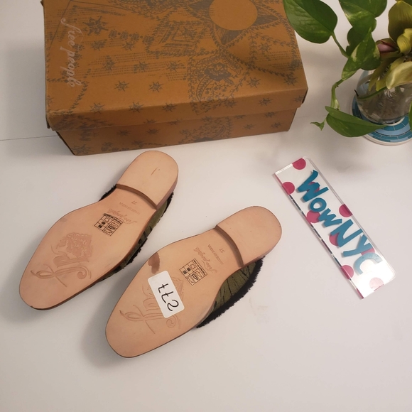 FREE PEOPLE New FP Cozy Winter Faux Fur Mules Flat - Picture 8 of 12